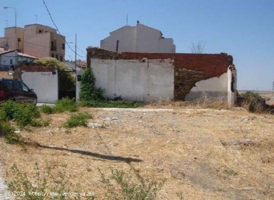 Urbis ofrece un ESTUPENDO terreno Urbano en ZONA CEMENTERIO VALHONDO (SALAMANCA) - SALAMANCA