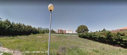 Urbis te ofrece una parcela urbana en venta en Santa Marta de Tormes, Salamanca. - SALAMANCA