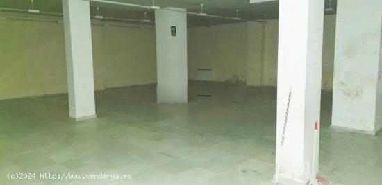 Urbis te ofrece un local comercial en venta en zona Estación, Salamanca. - SALAMANCA