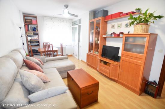  Urbis te ofrece un apartamento en venta en Santa Marta de Tormes, Salamanca. - SALAMANCA 