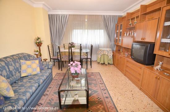 Urbis te ofrece un piso en venta en Santa Marta de Tormes, Salamanca. - SALAMANCA