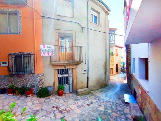 Urbis te ofrece una casa en venta en Fermoselle, Zamora. - ZAMORA