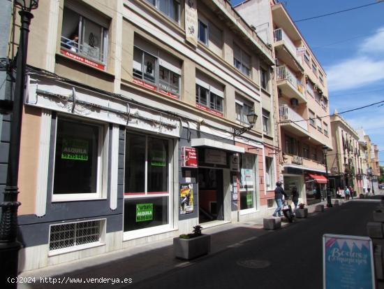  LOCAL COMERCIAL EN CENTRO HISTÓRICO DE GANDIA - VALENCIA 