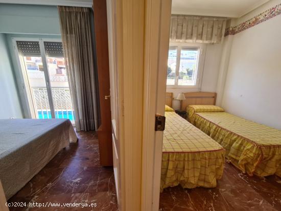 APARTAMENTO EN PRIMERA LÍNEA DE PLAYA - ALICANTE