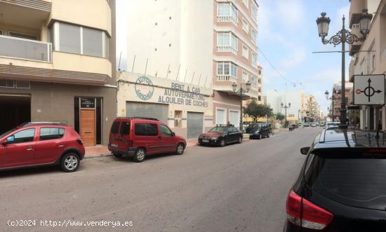 Local comercial en Guardamar del Segura zona - CENTRO - ALICANTE