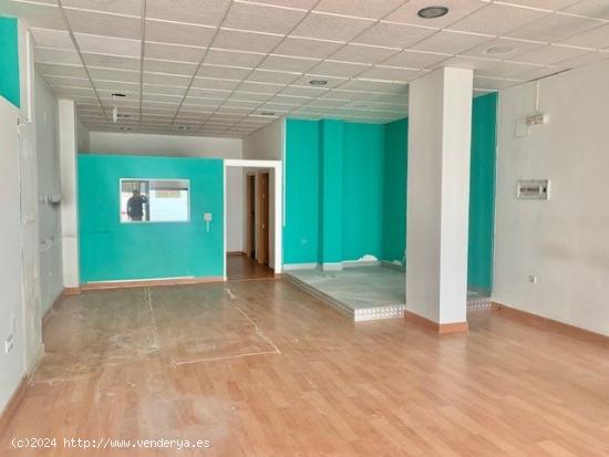  LOCAL COMERCIAL A 100 mt. DEL CORTE INGLÉS - BADAJOZ 