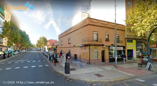  solar ideal para viviendas en pleno ricardo carapeto - BADAJOZ 