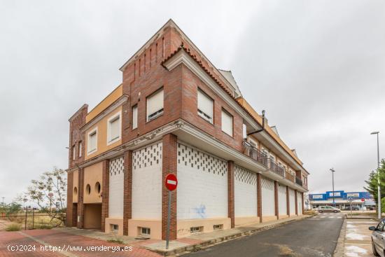 ATICO DUPLEX A ESTRENAR EN ALMENDRALEJO - BADAJOZ