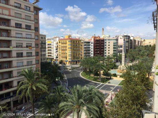  Vivienda en esquina,  . Zona Luceros - ALICANTE 