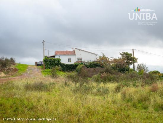 Chalet en La Codosera - BADAJOZ