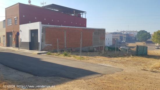 VENTA PARCELA URBANA EN CERRO SAN MIGUEL - BADAJOZ