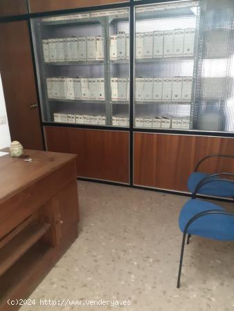 OFICINA EN VENTA CASCO ANTIGUO - BADAJOZ