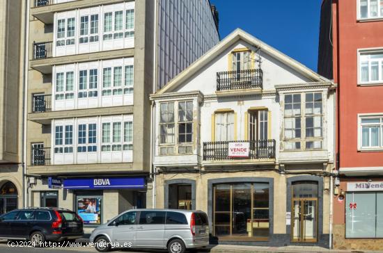 Edificio de bajo y dos plantas en Xubia, al lado del antiguo Concello - A CORUÑA