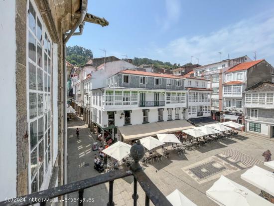 Casa pazo en el centro de Pontedeume - A CORUÑA