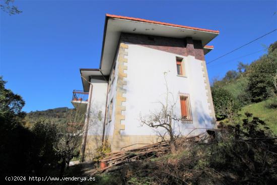 CASA BIFAMILIAR EN ZALLA, LA HERRERA CON TERRENO DE 756 M2 - VIZCAYA