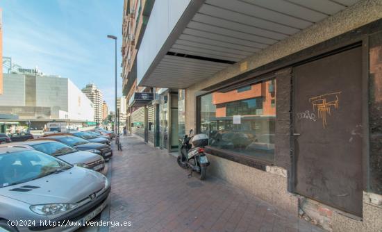 Local comercial en venta. Murcia Centro - MURCIA