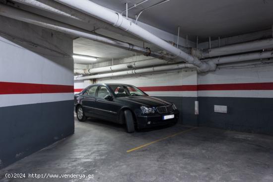 2 plazas de aparcamiento en Avenida de la constitución. - MURCIA