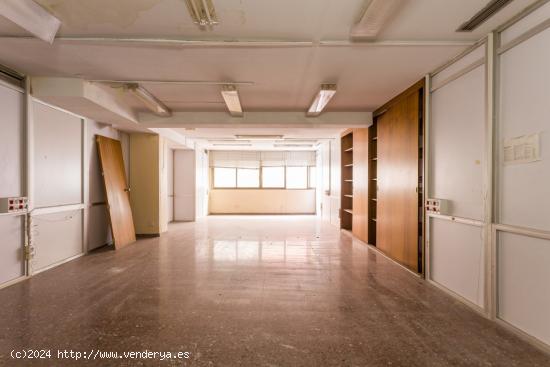 Oficina en Venta. Murcia Centro. Zona Catedral. - MURCIA