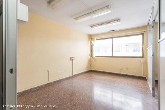 Oficina en Venta. Murcia Centro. Zona Catedral. - MURCIA