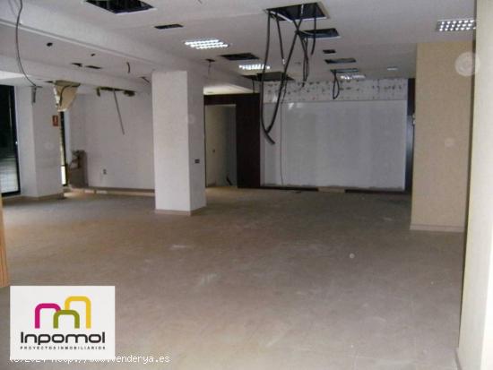 Local comercial en alquiler  - BADAJOZ