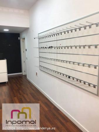 Local comercial en alquiler  - BADAJOZ