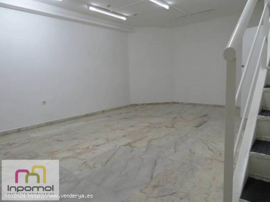 Local comercial en venta  - BADAJOZ