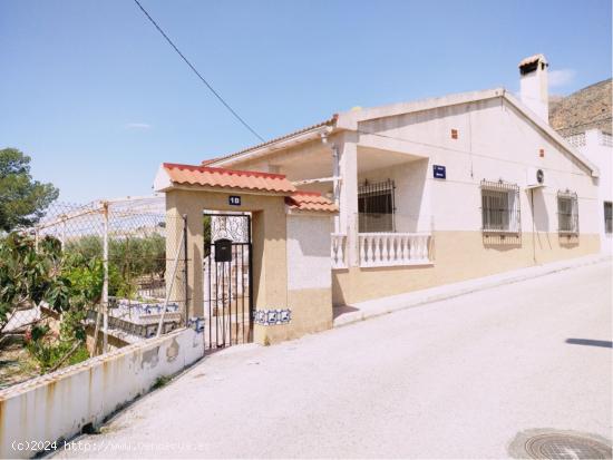  Se vende precioso chalet en La Aparecida - ALICANTE 