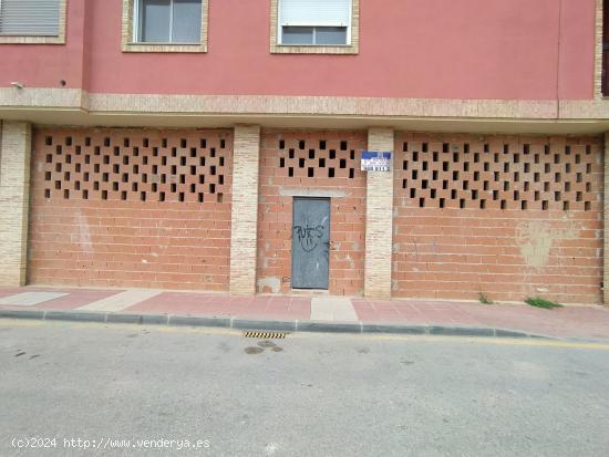 Local Comercial en El Raal - MURCIA