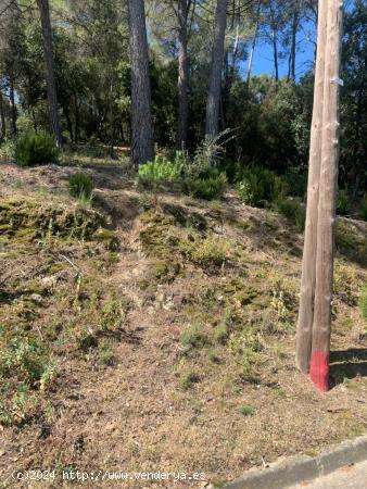 TERRENO URBANIZABLE CASTELLAR DEL VALLÈS - BARCELONA