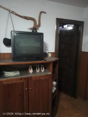 Se Vende Local con Parcelas  en Balmaseda. - VIZCAYA