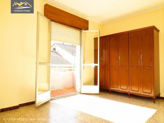 SE VENDE PISO CON GARAJE TOTALMENTE EXTERIOR SIN MUEBLES EN EN VEINTIUNO REF: 6905 - ORENSE