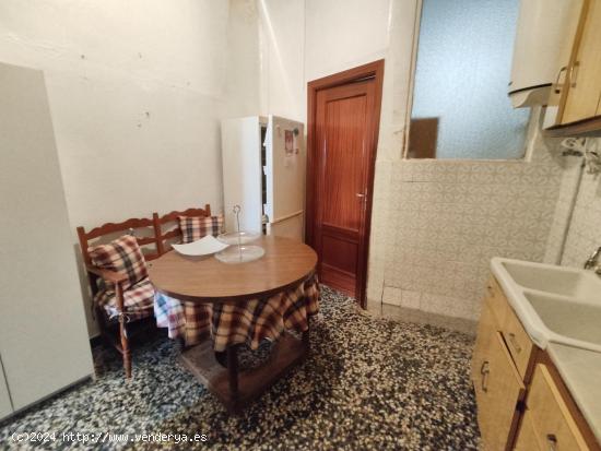 CASA A REFORMAR EN DOS ALTURAS SITUADA CALLE RONDILLA CRUZ VERDE CON 46 m2 DE PARCELA. - CIUDAD REAL