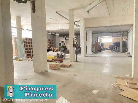  Local comercial de 600m2 en Mataró - BARCELONA 