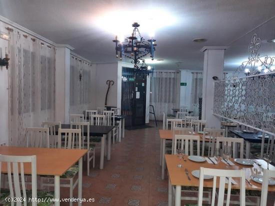 SE ALQUILA BAR RESTAURANTE A 100 MTS2 PLAYA DE LOS NAUFRAGOS 1000 EUROS/ MES - ALICANTE