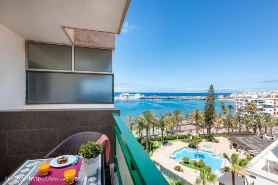 Bonito estudio en Los Cristianos con espectaculares vistas al mar - SANTA CRUZ DE TENERIFE