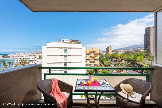 Bonito estudio en Los Cristianos con espectaculares vistas al mar - SANTA CRUZ DE TENERIFE