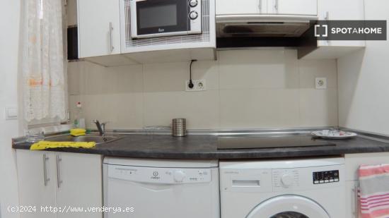 Apartamento de 3 dormitorios en alquiler en Puerta del Ángel - MADRID