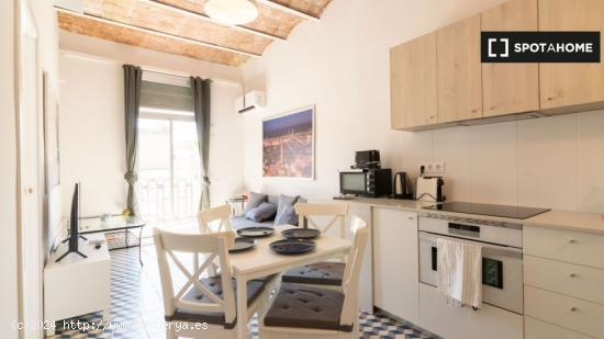 Apartamento entero de 2 dormitorios en L'Hospitalet de Llobregat. - BARCELONA