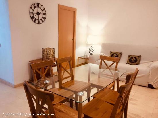 Apartamento entero de 2 dormitorios en Barcelona. - BARCELONA