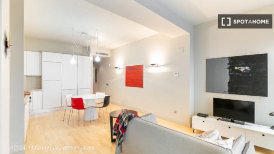 Apartamento moderno cerca de la estación de metro Urquinaona - BARCELONA