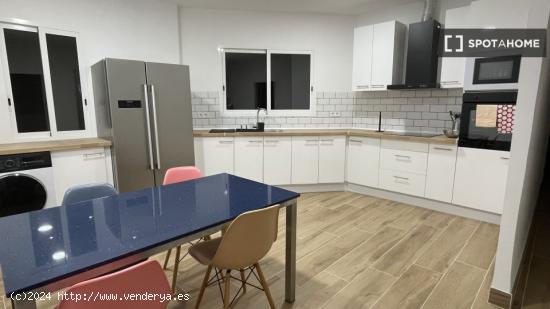 Habitación en piso compartido en valència - VALENCIA