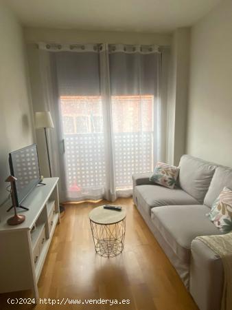 Apartamento entero de 2 dormitorios en Barcelona. - BARCELONA