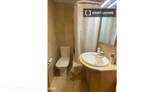 Apartamento entero de 2 dormitorios en Barcelona. - BARCELONA