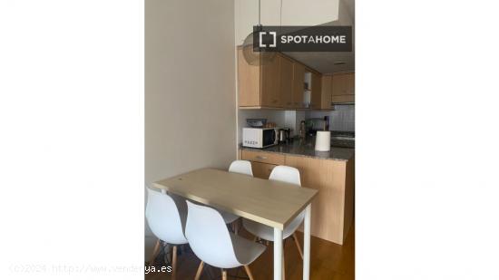 Apartamento entero de 2 dormitorios en Barcelona. - BARCELONA