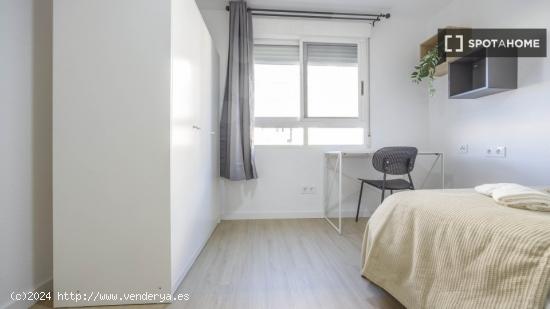 Habitaciones en alquiler en el apartamento de 5 dormitorios en Benimaclet - VALENCIA