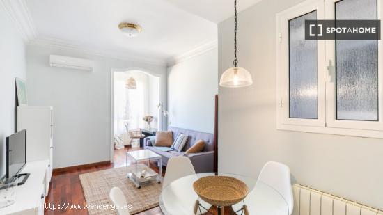 Acogedor apartamento en calle de Casanova - BARCELONA