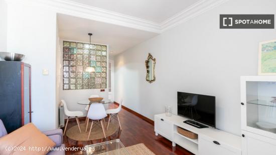 Acogedor apartamento en calle de Casanova - BARCELONA