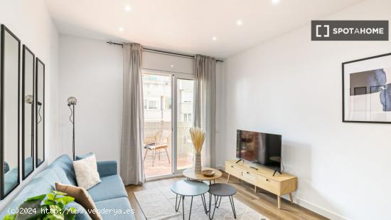 Moderno apartamento amueblado y equipado en Avenida Gaudí - BARCELONA