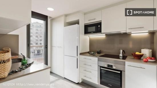 Piso de 3 habitaciones en alquiler Barcelona - BARCELONA