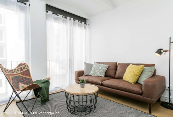  Apartamento entero de 3 habitaciones en Barcelona. - BARCELONA 